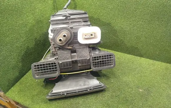 Renault Trafic III (X82) Interior heater climate box assembly 272700324R 93868022 T1032595D