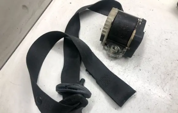 Opel Corsa C Front seatbelt 09226177F