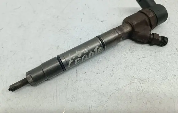 Fuel injector
