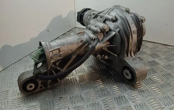 Mercedes-Benz GLE (W166 - C292) Front differential A1663301900