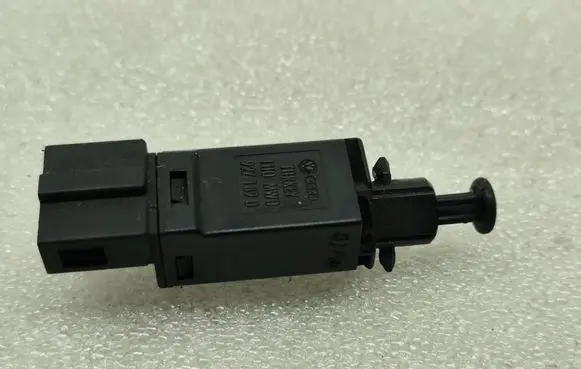 Brake pedal sensor switch