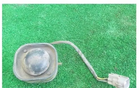 Toyota Land Cruiser (HDJ90) Alarm system siren 