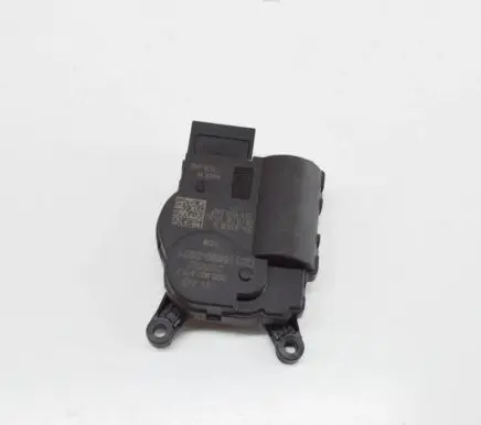 Volkswagen Arteon Air flap motor/actuator 2Q0907511F CZ1168900921