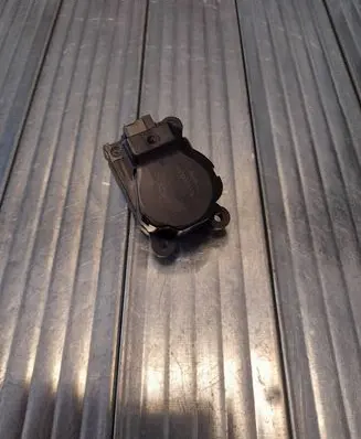 Citroen C6 Air flap motor/actuator EAD515 041109