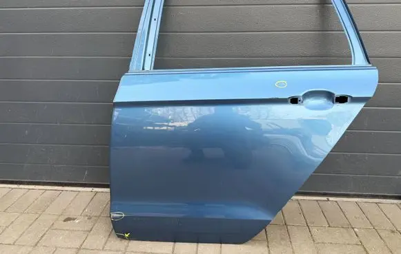 Volkswagen Golf Sportsvan Rear door 510833311K