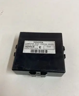 Lexus RX 450H Hand brake control module 8905048010