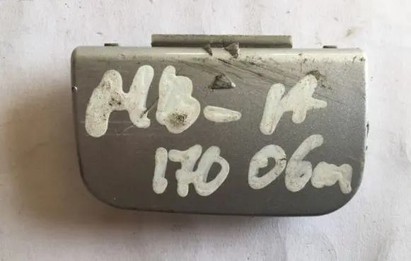 Mercedes-Benz A W169 Front tow hook cap/cover 1698850581