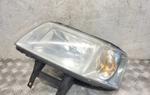 Volkswagen Transporter - Caravelle T5 Headlight/headlamp 1305235737