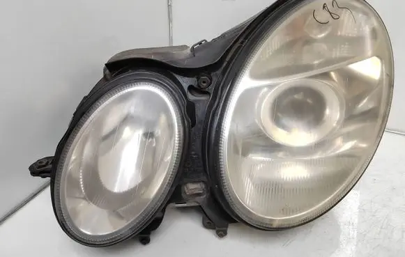 Mercedes-Benz E W211 Headlight/headlamp 15435900 16156300LI