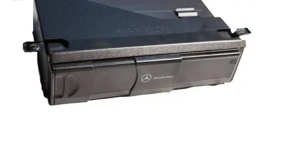 Mercedes-Benz C W203 CD/DVD changer A2038200814 A2038703389