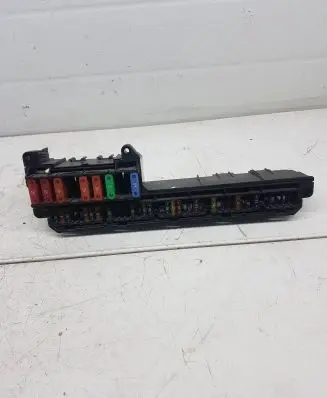 BMW 5 E60 E61 Fuse module 18917