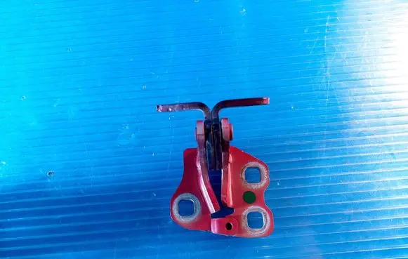 Tesla Model 3 Front door upper hinge 1101035 110103500E