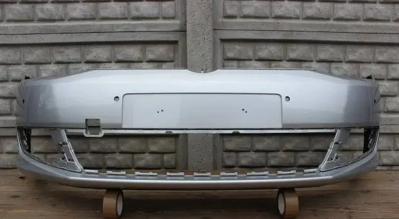 Volkswagen Sharan Front bumper 7N0807221A 7N0807217