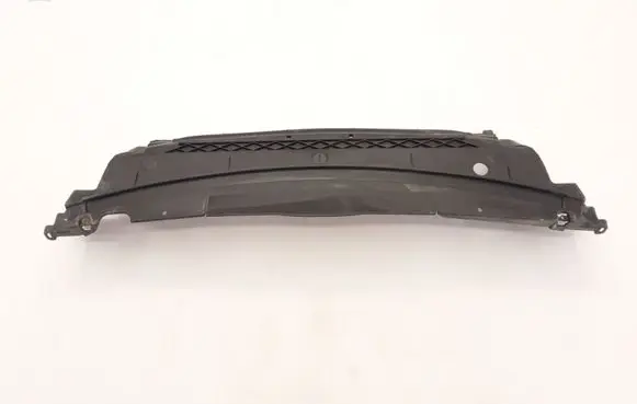 Engine splash shield/under tray
