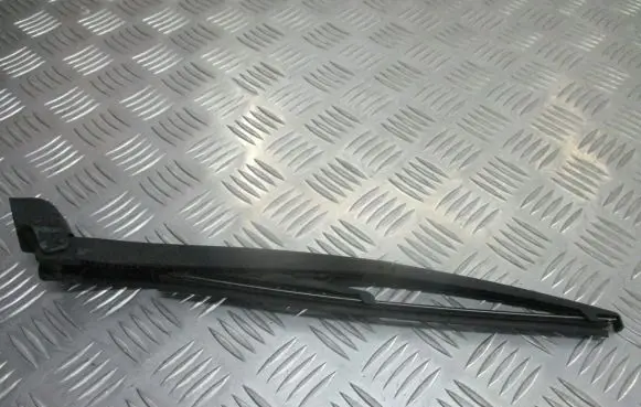 Lancia Ypsilon Rear wiper blade arm