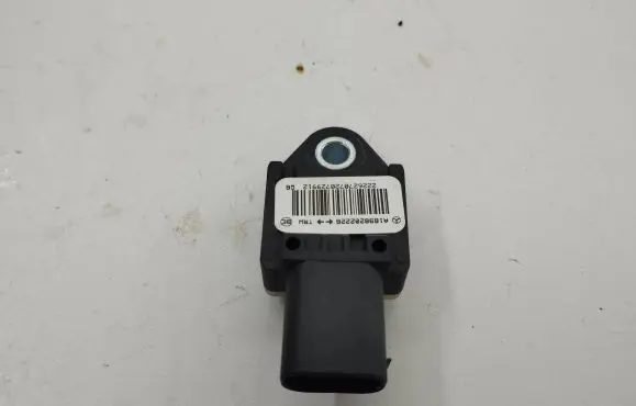 Mercedes-Benz A W169 Airbag deployment crash/impact sensor A1698202226