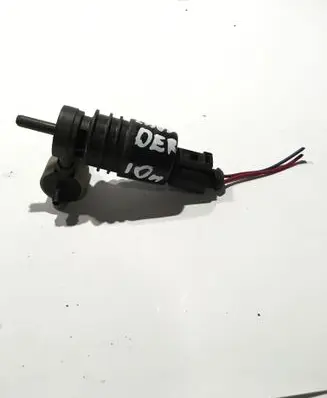 Mitsubishi Outlander Windscreen/windshield washer pump 3043125 48114A 42121100