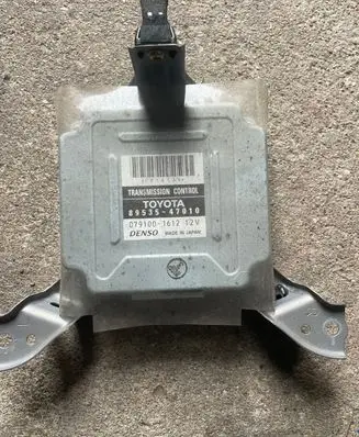 Toyota Prius (XW20) Gearbox control unit/module 8953547010