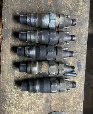 BMW 5 E34 Fuel injectors set 