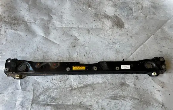 Toyota RAV 4 (XA20) Top upper radiator support slam panel