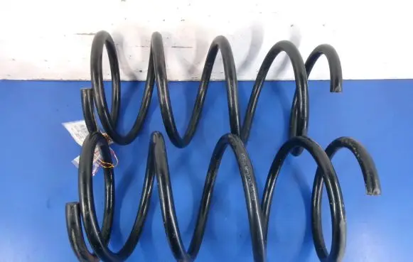Hyundai Tucson JM Front coil spring