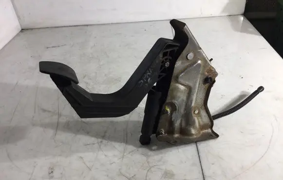 Clutch pedal