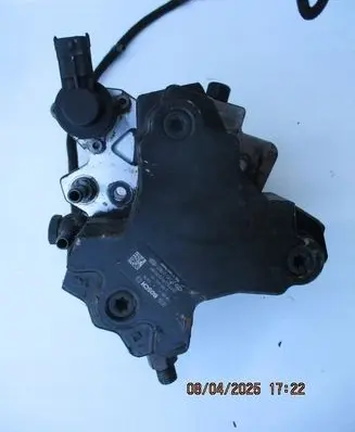 KIA Carens II Fuel injection high pressure pump 0445010121