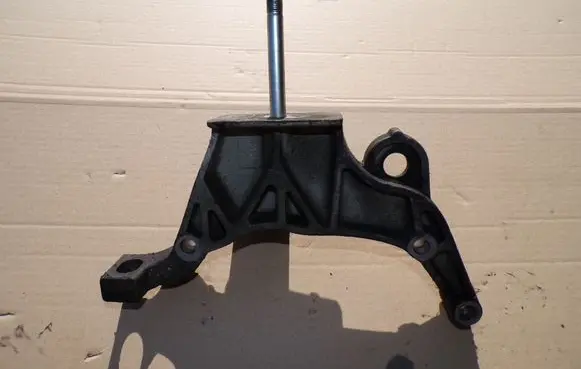 Fiat Bravo Gearbox mounting bracket 46821369