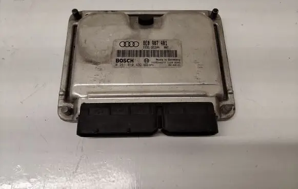 Audi A4 S4 B6 8E 8H Engine control unit/module 8E0907401