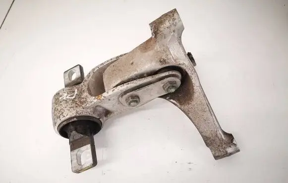 Tesla Model S Engine mount bracket 