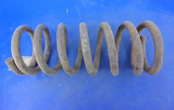 Volkswagen Transporter - Caravelle T3 Front coil spring