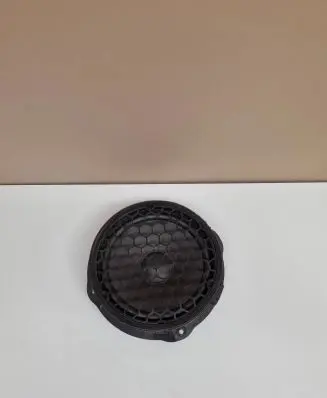 Audi A3 S3 8V Front door high frequency speaker 8V0035415B