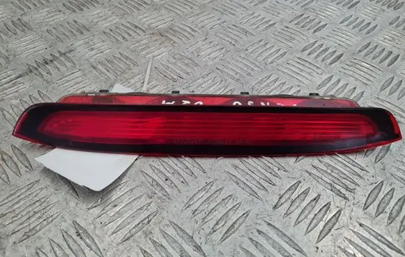 Toyota Corolla Verso E121 Third/center stoplight