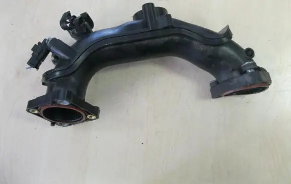Ford Fiesta Air intake hose/pipe 9685282480 VD4096