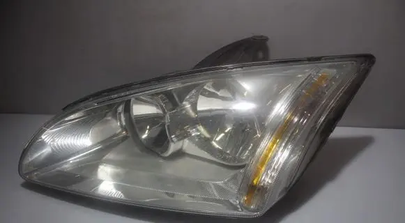 Ford Focus Headlight/headlamp