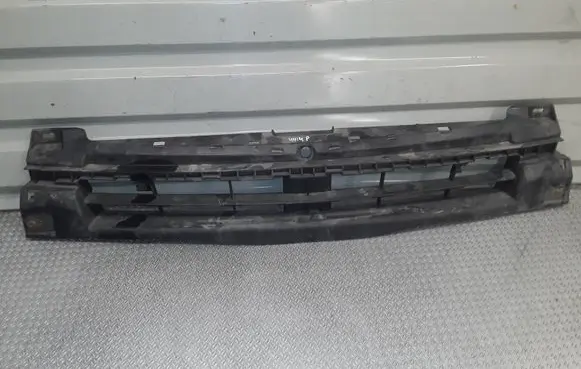 Renault Trafic II (X83) Front bumper upper radiator grill 620300102R