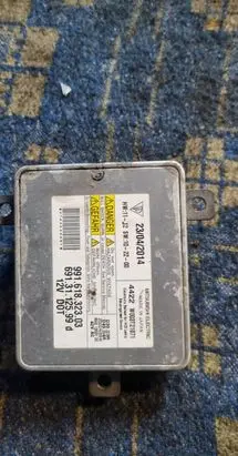 Porsche Macan (95B) Headlight ballast module Xenon 99161832303 6913112599