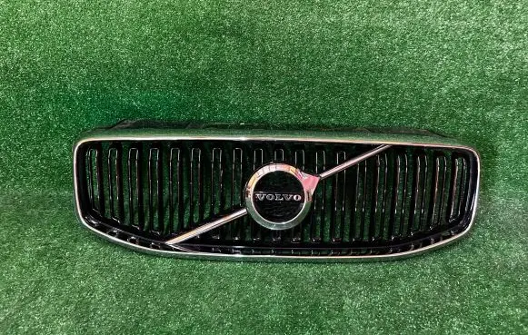 Volvo XC60 Front bumper upper radiator grill 31479494 31425537