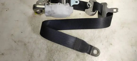 Lexus IS 220D-250-350 Front seatbelt 7M8750P 711582