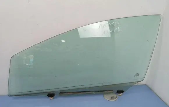 Toyota Avensis T270 Front door window glass four-door 43R001605 E143R001605