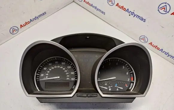 BMW Z4 E85 E86 Speedometer (instrument cluster) 9115043 62109115043 62109168171