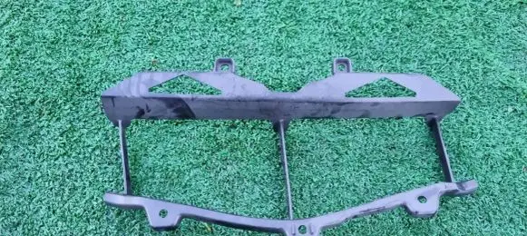 Mazda 2 Front bumper upper radiator grill KF090