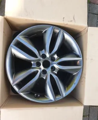 Hyundai Santa Fe R19 alloy rim 529104Z195 529102W195
