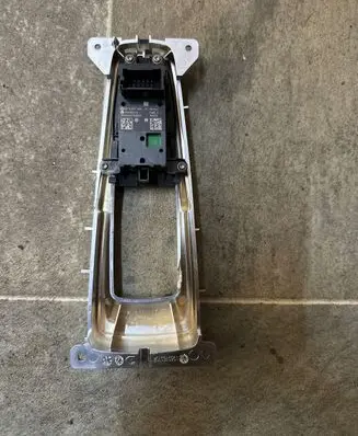 BMW X6 F16 Hand parking brake switch 9387356 3214611202 33150002073617