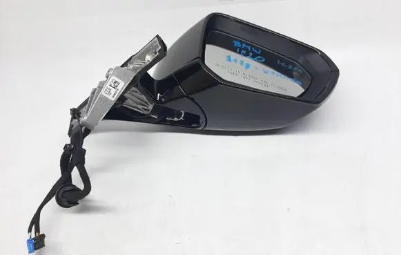 BMW iX Front door electric wing mirror