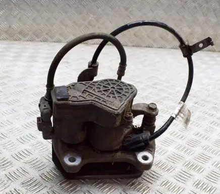 Tesla Model 3 Rear brake caliper 104462400H