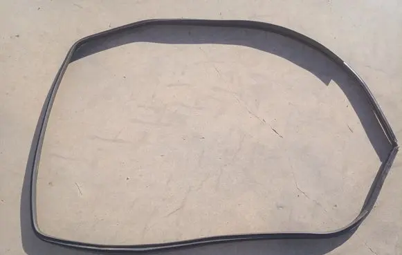 Toyota Verso Rear door rubber seal (on body) 
