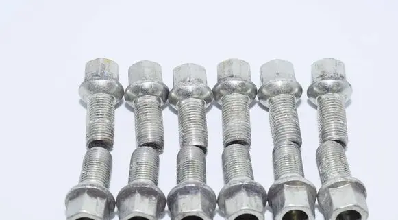 BMW 7 G11 G12 Nuts/bolts 