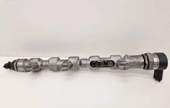 Renault Laguna III Fuel main line pipe 175217750R 0445214256 H8200610223