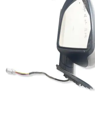 Nissan Qashqai+2 Front door electric wing mirror E11026202 E11036202
